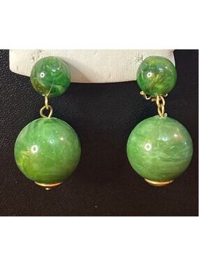 Women's vintage W. Germany lucite Green swirl Gold Tone Drop Earrings One Size